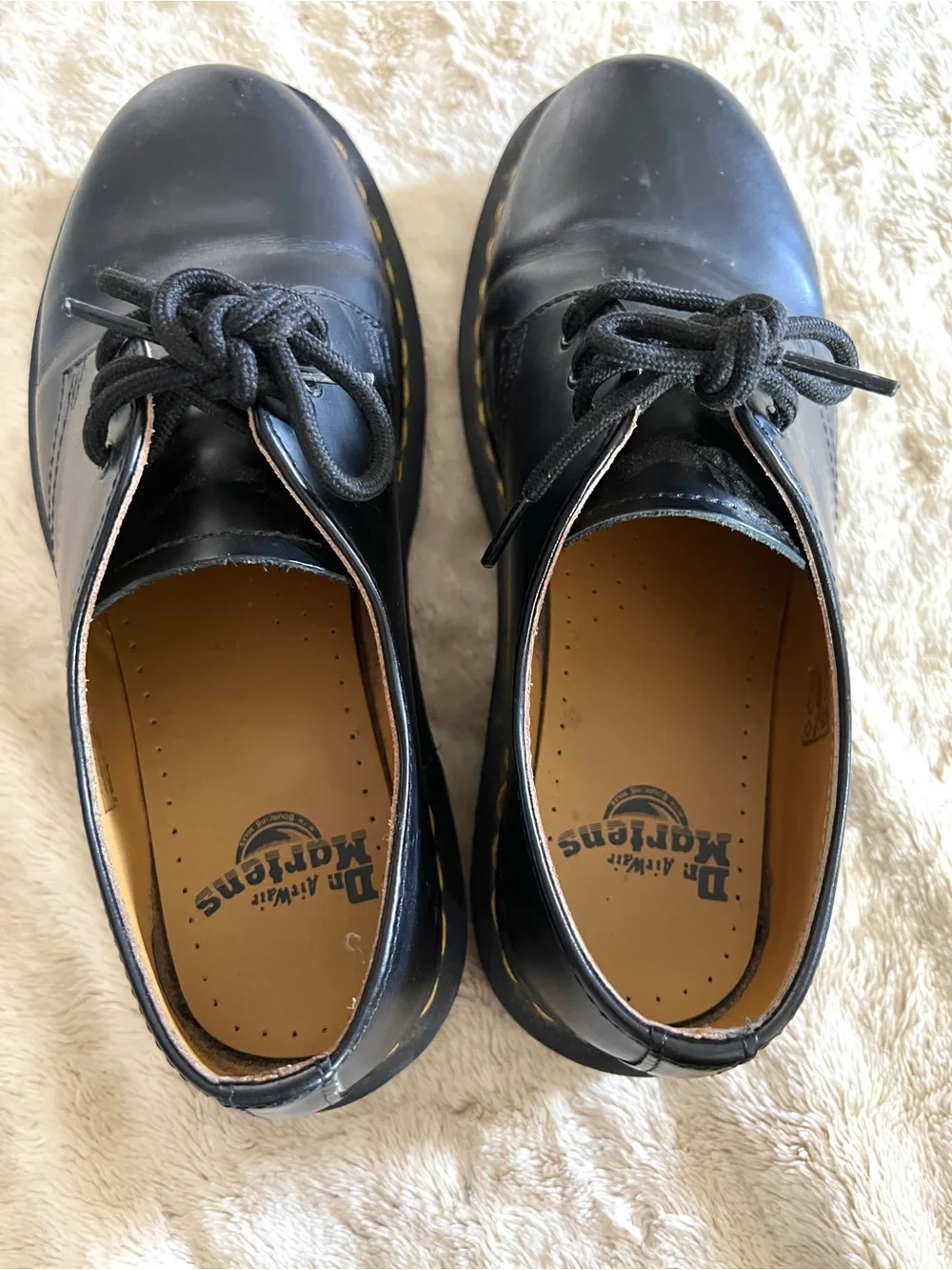 DR. MARTINS Men's Air Wair Black Shoes Size 7